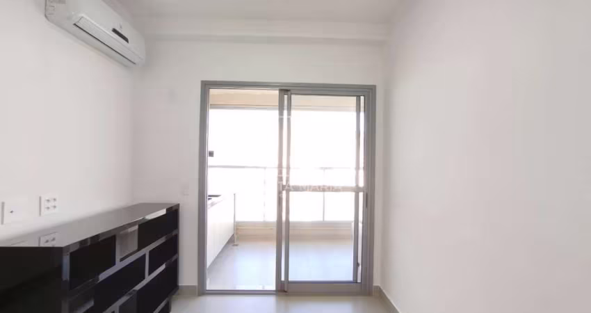 Apartamento (tipo - padrao) 1 dormitórios, portaria 24hs, lazer, espaço gourmet, salão de jogos, elevador, em condomínio fechado