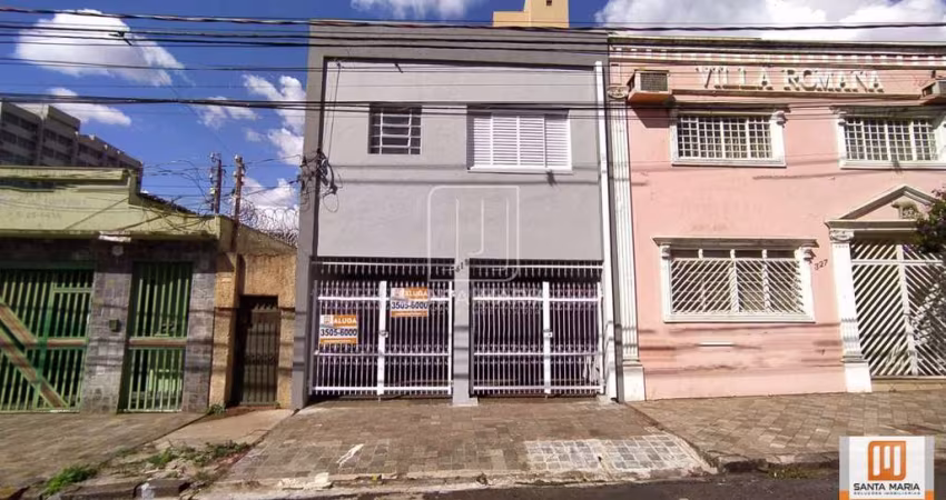 Casa (sobrado na  rua) 3 dormitórios, cozinha planejada