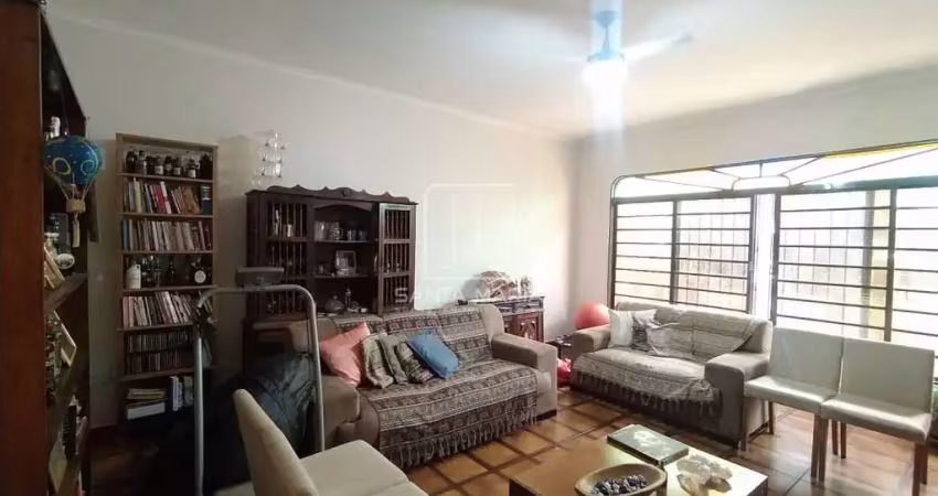 Casa (térrea na rua) 3 dormitórios/suite, cozinha planejada