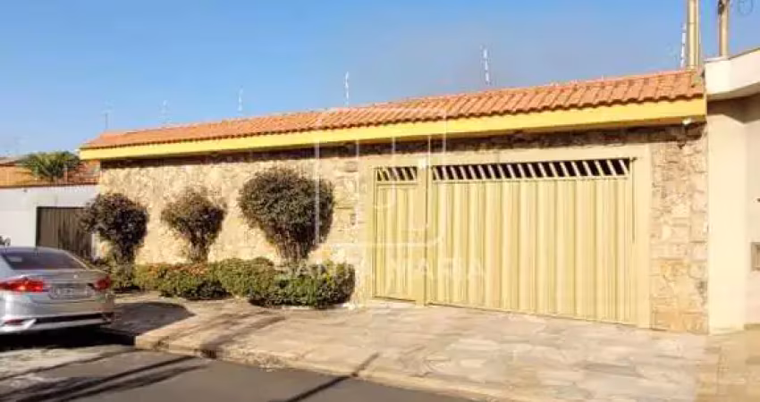 Casa (térrea na rua) 3 dormitórios/suite, cozinha planejada