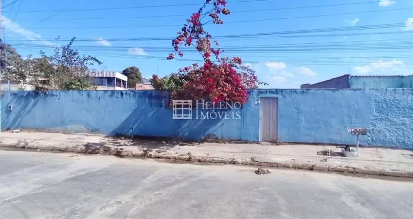 Casa com 1 quarto à venda na Rua Araruama, 142, Santa Clara, Vespasiano