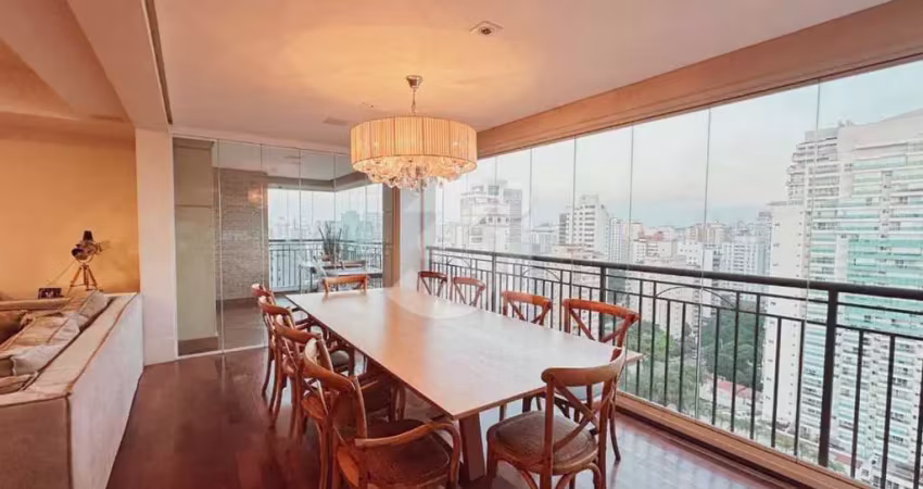 Apartamento duplex no edifício tendence em são paulo