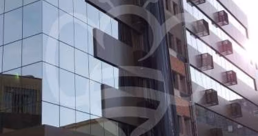 Ótima sala com 28,24 m² , 6º andar no Edifício Comercial San Martin , são 7 andares, 2 elevadores, 42 salas, atrás do Hospital Ernesto Dorneles, excelente oportunidade para quem quer montar um consult