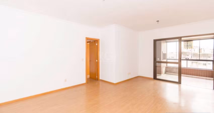 Ótimo apartamento com 4 dormitórios, vista, andar alto, 113 m² privativos, living 2 ambientes com sacada, churrasqueira, laminado em todo apartamento, suite, cozinha ampla, banheiro social e auxiliar,