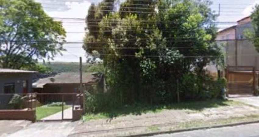 Terreno escriturado em excelente localização  próximo  Av Vicente Monteggia, lugar alto com transporte coletivo na frente. Rua com asfalto, transporte coletivo, fácil acesso à perimetral e comércio da