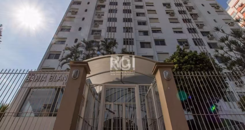 Ótimo apartamento de 64m² com 02 dormitórios, banheiro social, lavabo, amplo living, cozinha e área de serviço. Ótima orientação solar, com cômodos bem iluminados e ventilados. O condomínio conta com 