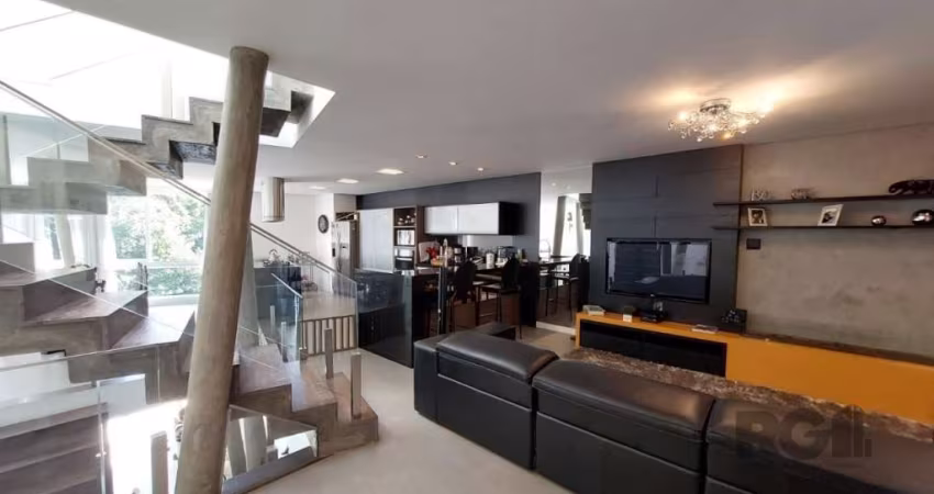 Linda casa moderna em  condomínio, com 296 m² privativos e arquitetura contemporânea, com ambientes integrados.     &lt;BR&gt; &lt;BR&gt;No térreo, encontramos uma garagem coberta para três carros e u