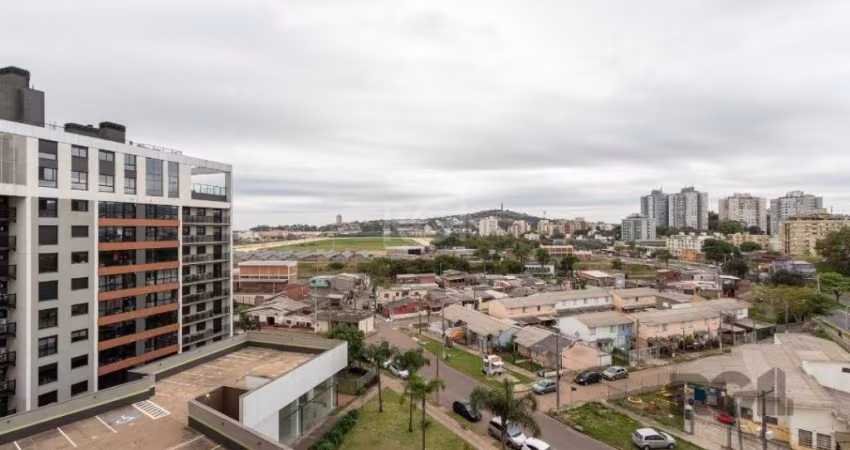 Excelente sala comercial no empreendimento Morano, localizada na Avenida Icarai, 1717, Cristal, Porto Alegre. Possui área privativa de 37.91m² e área total de 63.62m². Conta com 1 banheiro social, vis