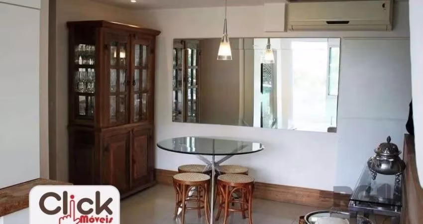 Apartamento 2 dormitórios, sendo 1 suíte, 81 m² de área privativa e 2 vaga(s) de garagem. Localizado na Rua/Av. Verissimo De Amaral, no bairro Jardim Europa em Porto Alegre.&lt;BR&gt;&lt;BR&gt;Encante