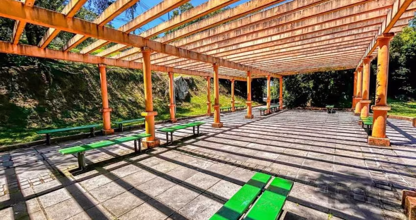 Terreno  26,40 por 26,40 por 39,60 no bairro Espirito Santo em Porto Alegre/RS.&lt;BR&gt;&lt;BR&gt;Este Terreno fica nas imediações do CPG Clube do Professor Gaúcho.&lt;BR&gt;Área Total do Terreno de 