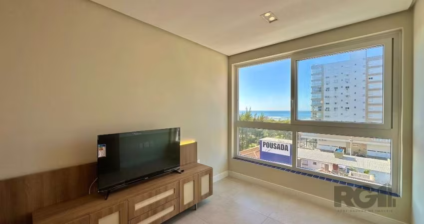 Apartamento à venda com vista para o mar! Este imóvel encantador conta com uma sacada de frente, perfeita para apreciar a vista e relaxar. Possui 2 suítes, ideais para o conforto de toda a família, al