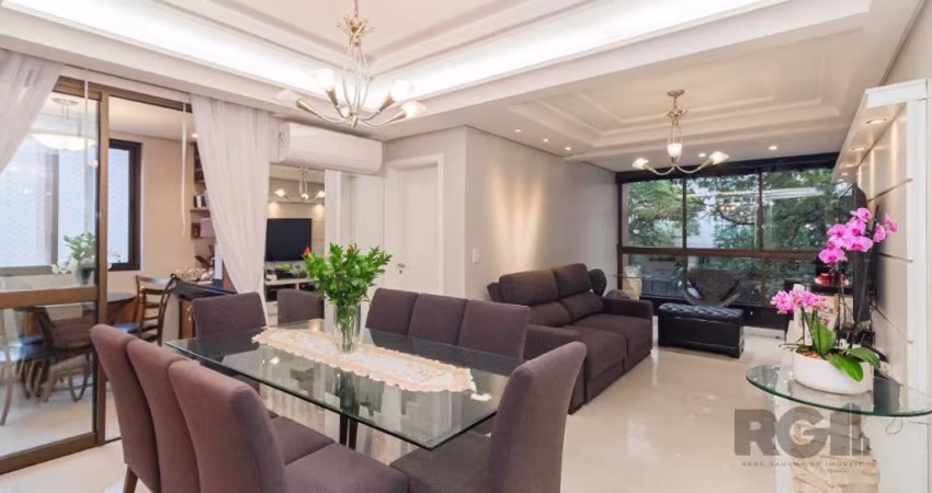 APARTAMENTO COMPLETAMENTE REFORMADO, DOIS QUARTOS E AREA DE ESCRITORIO&lt;BR&gt; para comprar, apresenta uma excelente localização e oferece conforto e segurança com suas instalações reformadas e semi