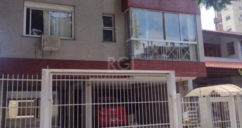 Apartamento com 91,12 m² privativos de 2 dormitórios, sendo um com suíte, sala de estar e jantar, cozinha, área de serviço, sacada com churrasqueira, sem elevador e 1 vaga coberta para dois automóveis