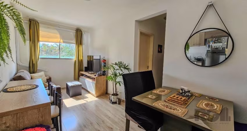 Excelente apartamento mobiliado, 2 dormitórios, sendo uma suite, living, cozinha americana mobiliada, banho social e área de serviço. Muito iluminado e arejado. Uma vaga coberta por convenção de condo