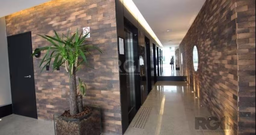 Amplo conjunto comercial  com 81 m2 , são duas salas duas salas conjugadas , 404 e a 405  com direIto dois boxes escriturados números 147 e o 151.&lt;BR&gt;&lt;BR&gt;&lt;b&gt;CONHEÇA O BAIRRO CHÁCARA 