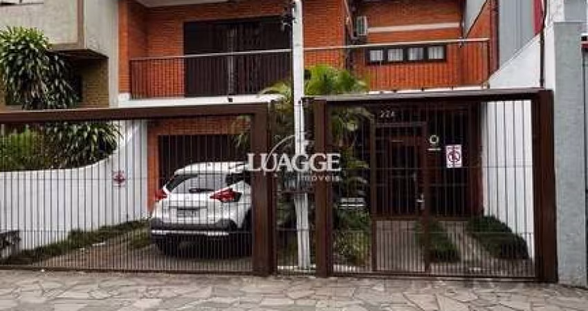 Apartamentos com 5 quartos, 2 suítes, 4 vagas de garagem, no bairro Santana, Porto Alegre/RS