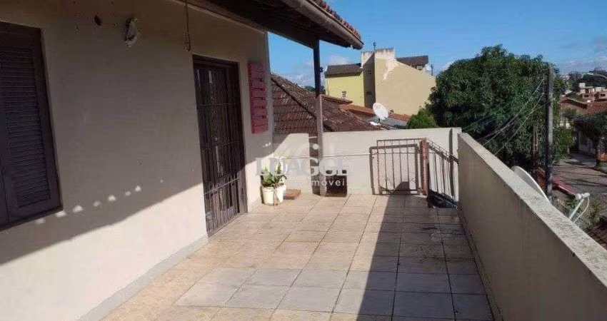 Casa para Venda - 200m², 6 dormitórios, 4 vagas - Tristeza