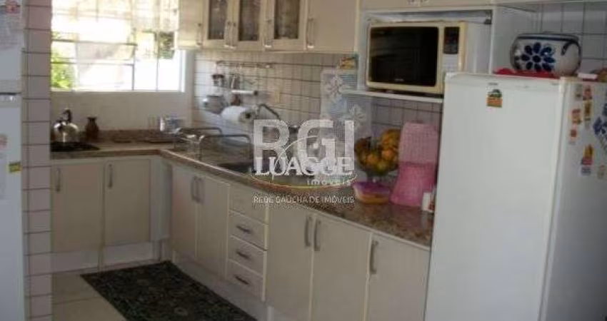Casa para Venda - 185m², 3 dormitórios, 3 vagas - Santa Maria Goretti