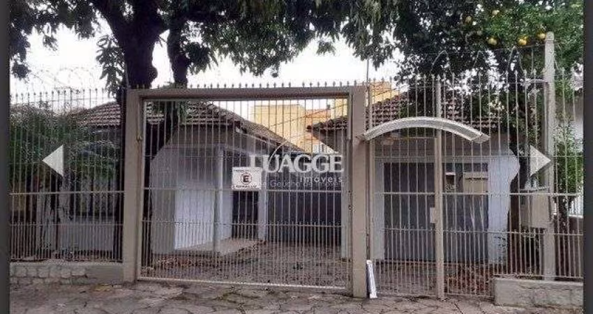Casa para Venda - 300m², 2 dormitórios, sendo 1 suites, 3 vagas - Cristo Redentor