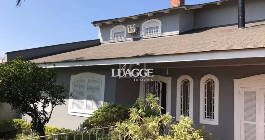 Casa para Venda - 250m², 3 dormitórios, sendo 1 suites, 2 vagas - Passo das Pedras