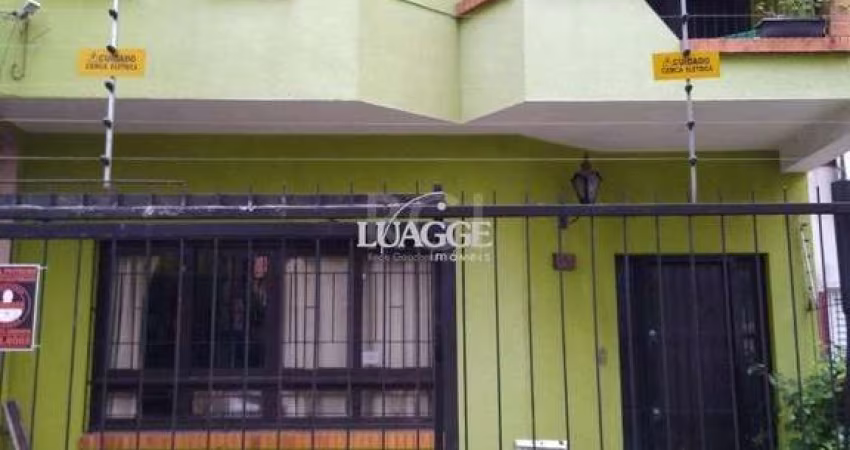 Casa para Venda - 265m², 5 dormitórios, sendo 2 suites, Floresta