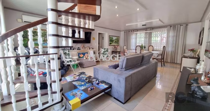 Casa 4 dormitórios, espaço gourmet, piscina, jardim do salso Porto Alegre RS