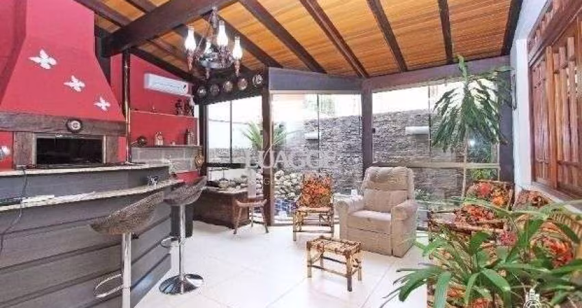 Excelente casa de 189m² com 3 dormitórios.