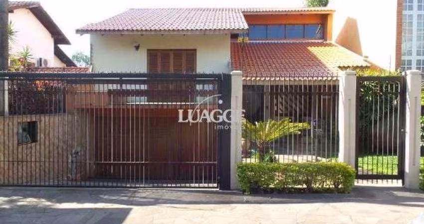 Casa para Venda - 287m², 4 dormitórios, sendo 1 suites, 4 vagas - Tristeza