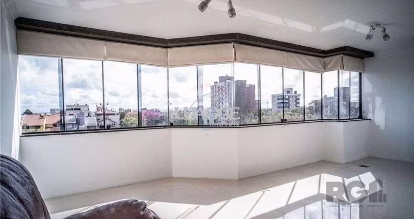 Excelente cobertura de 255m² com 3 dormitórios e 2 vagas.