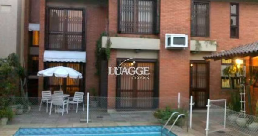 Casa para Venda - 350m², 3 dormitórios, sendo 1 suites, 2 vagas - São João