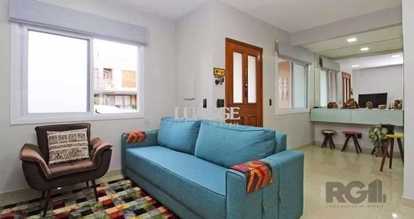 Casa 129m² - 3 dormitórios, 2 vagas no bairro Hípica