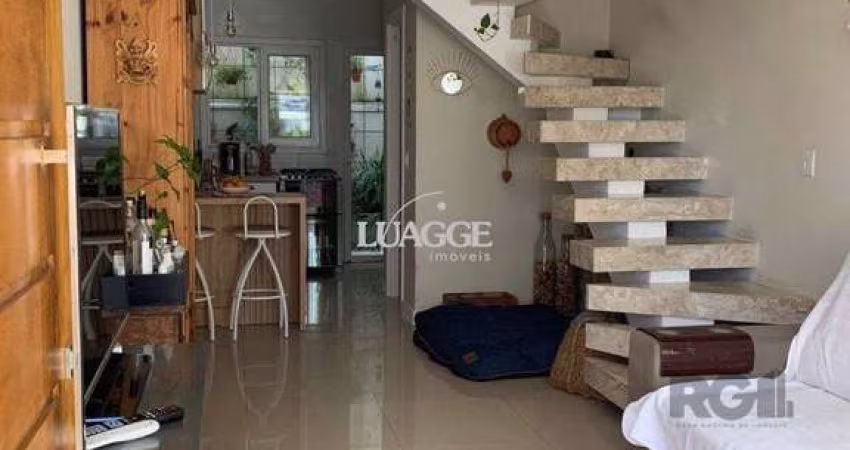 Casa em condomínio 69m² - 2 dormitórios suítes, 1 vaga no bairro Cavalhada
