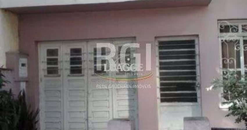 Casa para Venda - 250m², 3 dormitórios, 4 vagas - Santana