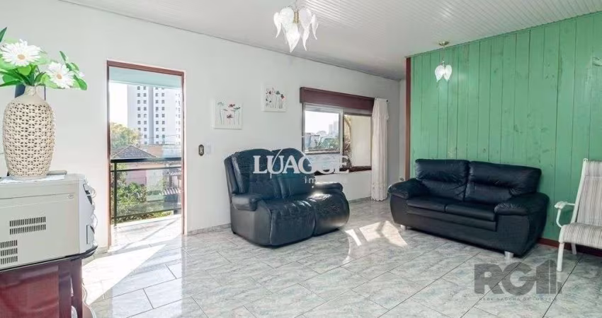 casa de 2 dormitórios, com 229m² no bairro Jardim Itu
