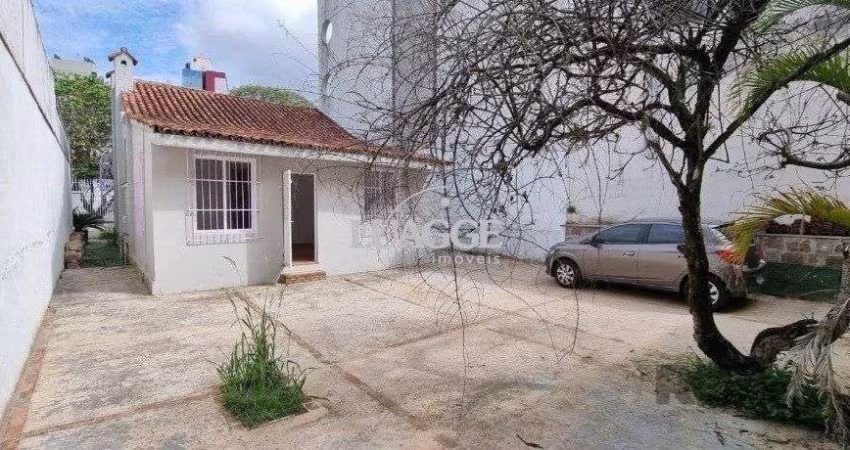 Casa de 2 dormitórios no bairro Petrópolis