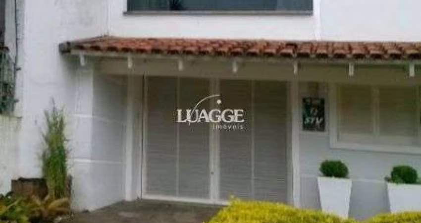 Casa em Porto Alegre, no bairro Ipanema, com 4 dormitório(s), e 4 banheiros, à venda.