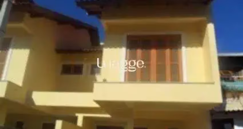 Casa para venda - 135m², 3 dormitórios, sendo 1 suites, hípica