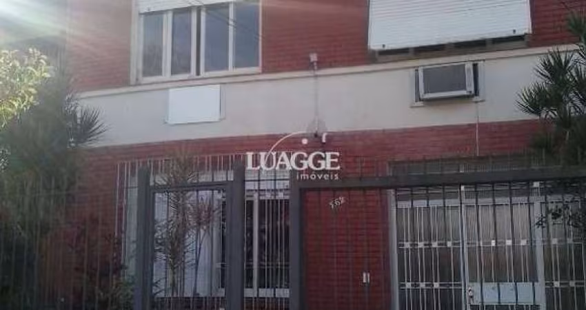 Casa para Venda - 250m², 5 dormitórios, 6 vagas - Menino Deus