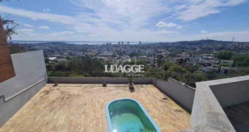 Casa para Venda - 464m², 5 dormitórios, sendo 4 suites, 4 vagas - Nonoai