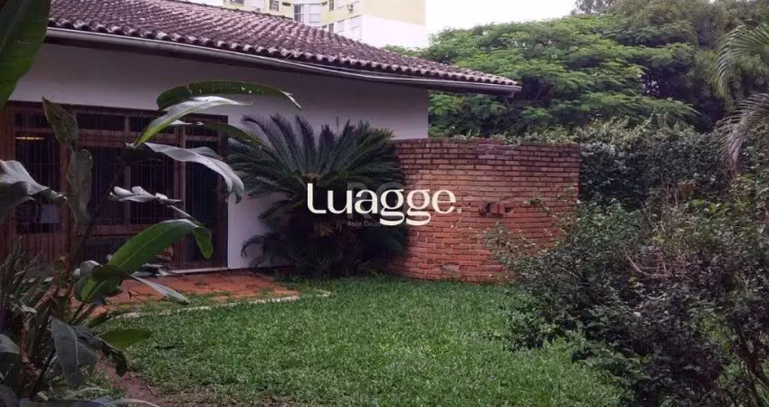 Terreno à venda na Rua Chico Pedro, 227, Camaquã, Porto Alegre