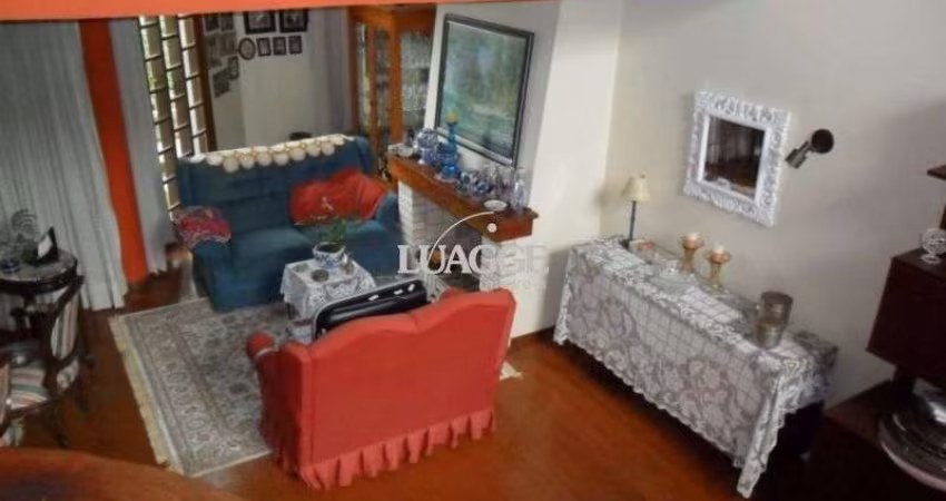 Casa para Venda - 290m², 3 dormitórios, sendo 1 suites, 3 vagas - Nonoai