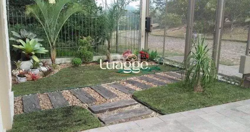 Casa para venda - 350m², 3 dormitórios, sendo 1 suites, 2 vagas - alto teresópolis