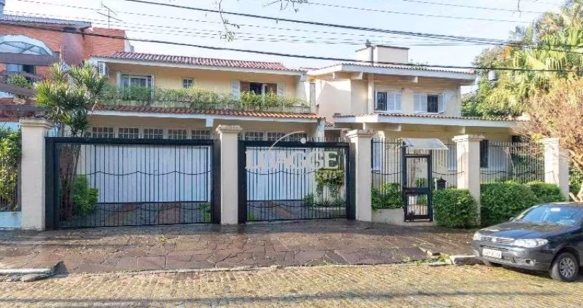 Casa para Venda - 420m², 5 dormitórios, sendo 2 suites, 6 vagas - Nonoai
