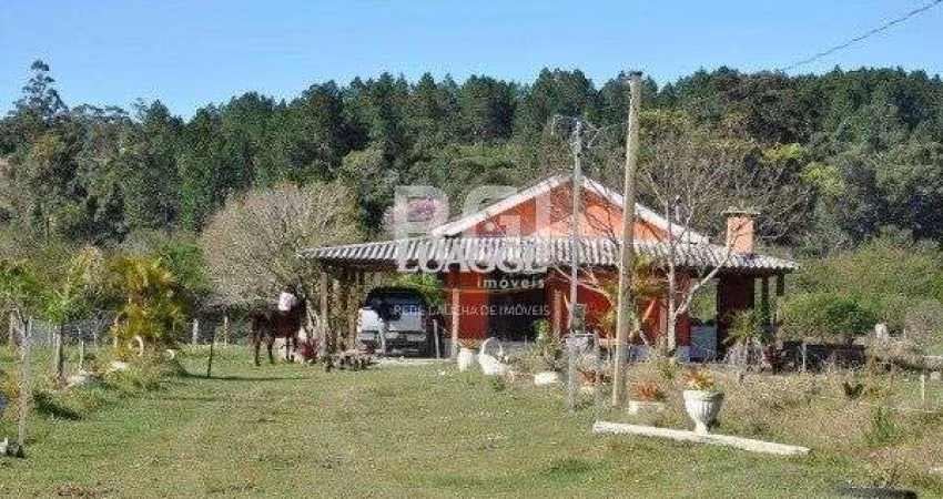 Sítio para Venda - 100m², 2 dormitórios, 1 vaga - Itapuã