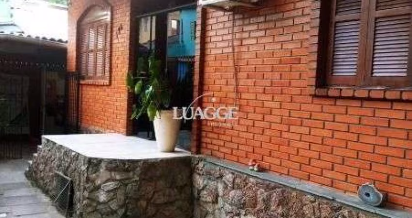 Casa para Venda - 110m², 4 dormitórios, sendo 1 suites, 1 vaga - Teresópolis