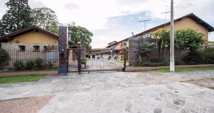 Casa de Condomínio em Cavalhada