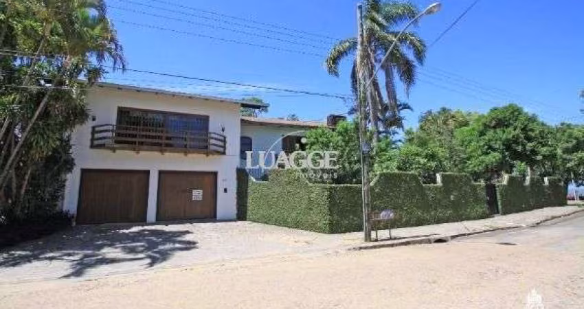 Casa para Venda - 200m², 3 dormitórios, sendo 1 suites, 4 vagas - Ipanema
