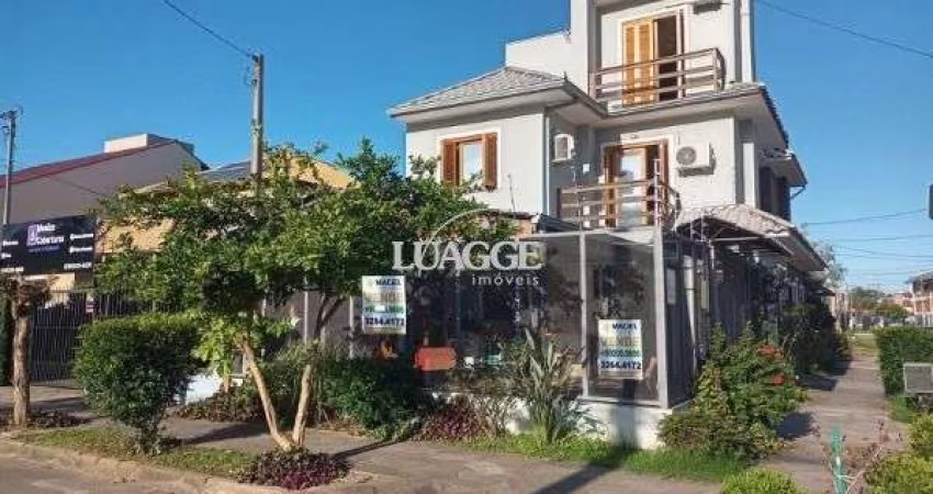 Casa para Venda - 181m², 3 dormitórios, sendo 3 suites, 2 vagas - Hípica