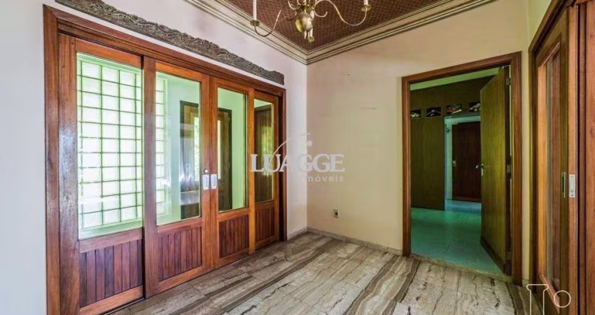 Casa para Venda - 450m², 3 dormitórios, sendo 1 suites, Vila Conceição