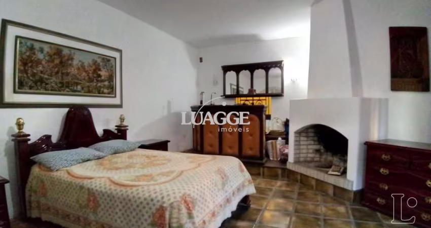 CASA RESIDENCIAL PARA LOCAÇÃO NO BAIRRO TRISTEZA - 242M² ÁREA PRIVATIVA - 04 QUARTOS SENDO 01 SUITE - 03 VAGAS - GRADEADO